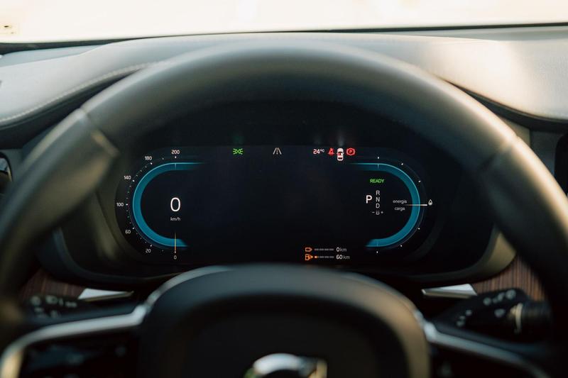 Volvo XC60 T8 Ultimate - foto 14