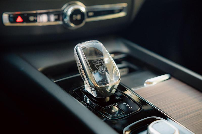 Volvo XC60 T8 Ultimate - foto 18