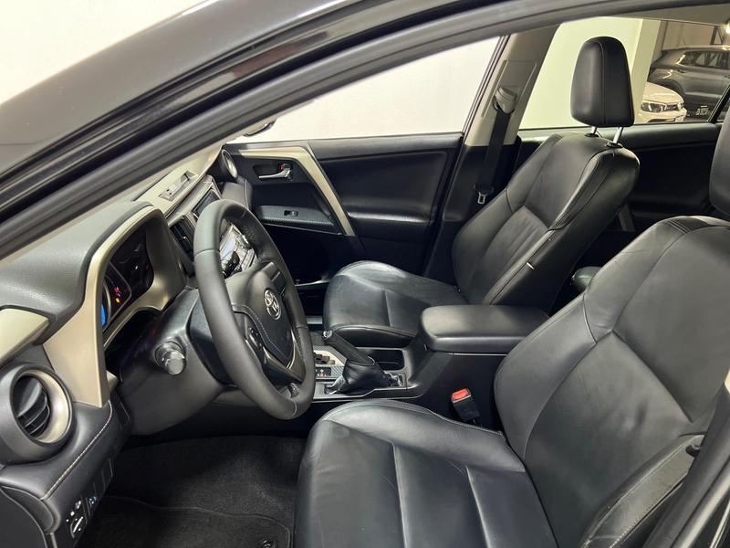 Toyota RAV4 4X2 20l - foto 14