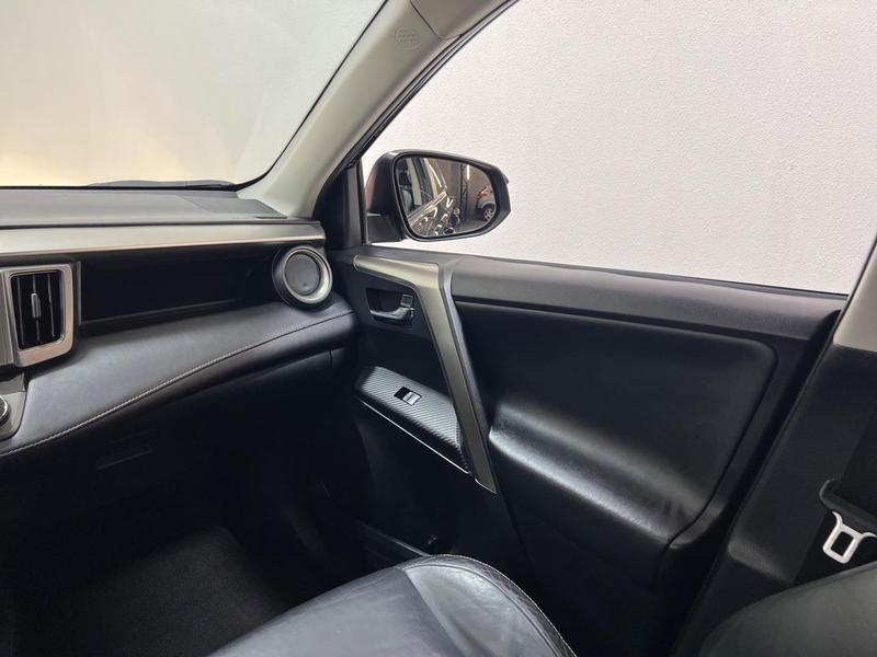 Toyota RAV4 4X2 20l - foto 18
