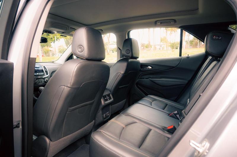 Chevrolet Equinox 15t Pre - foto 18