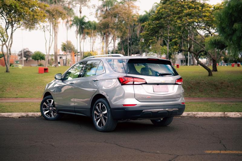 Chevrolet Equinox 15t Pre - foto 8