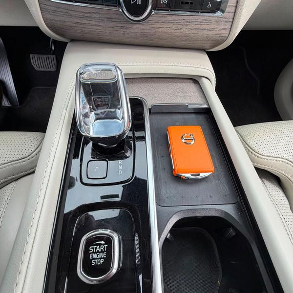 Volvo XC90 T8 Ultimate - foto 11