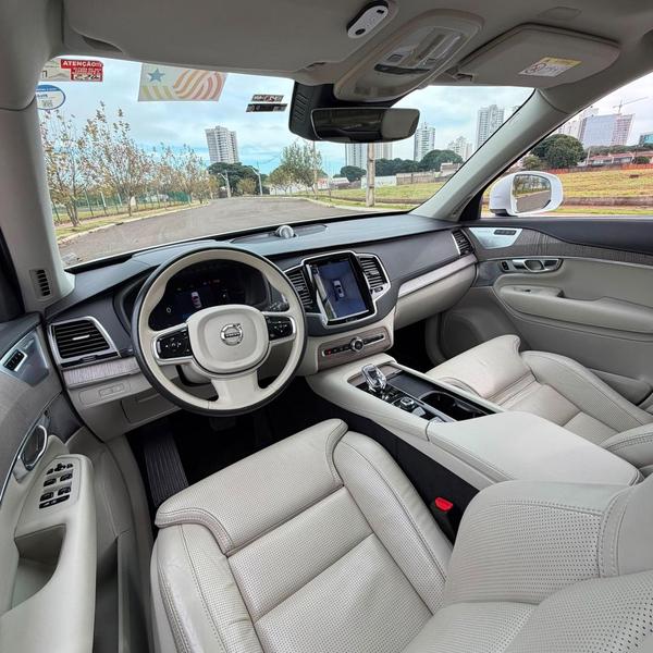 Volvo XC90 T8 Ultimate - foto 10