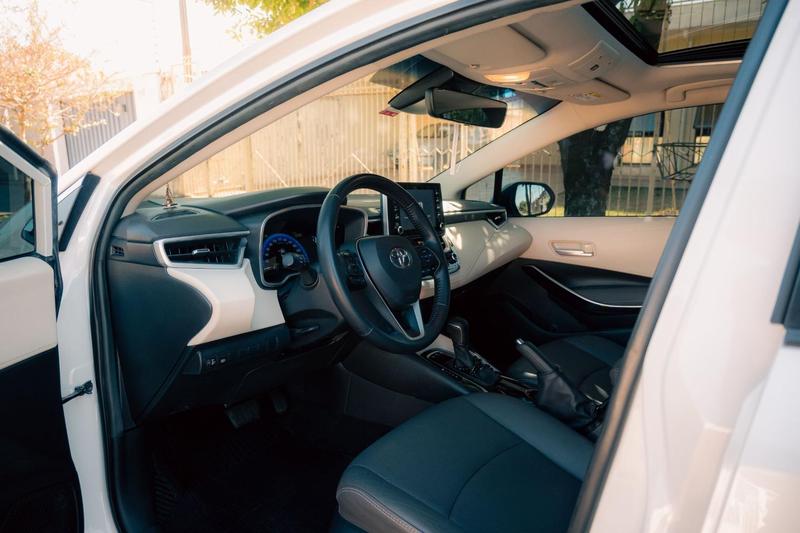 Toyota Corolla Apremiumh - foto 10