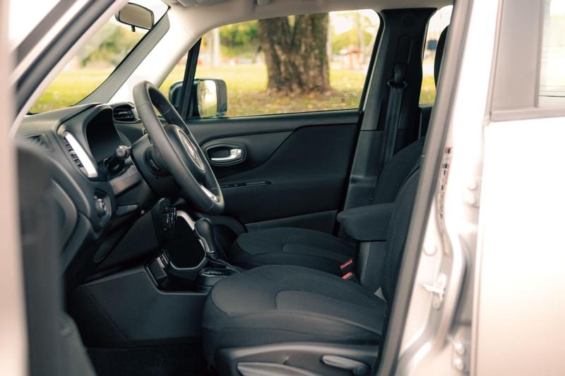 Jeep Renegade Sport At - foto 12