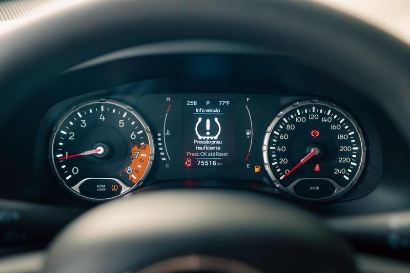 Jeep Renegade Sport At - foto 16
