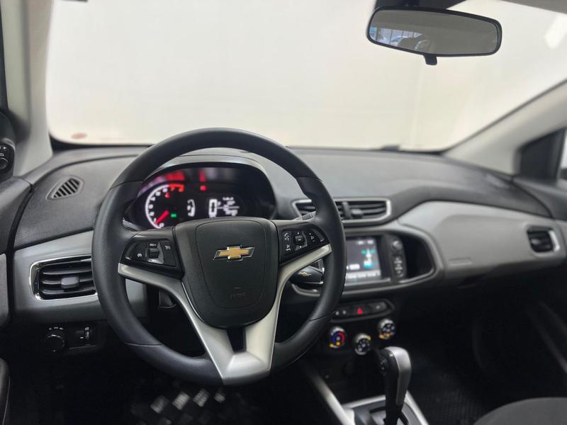Chevrolet Onix 14at LT - foto 11