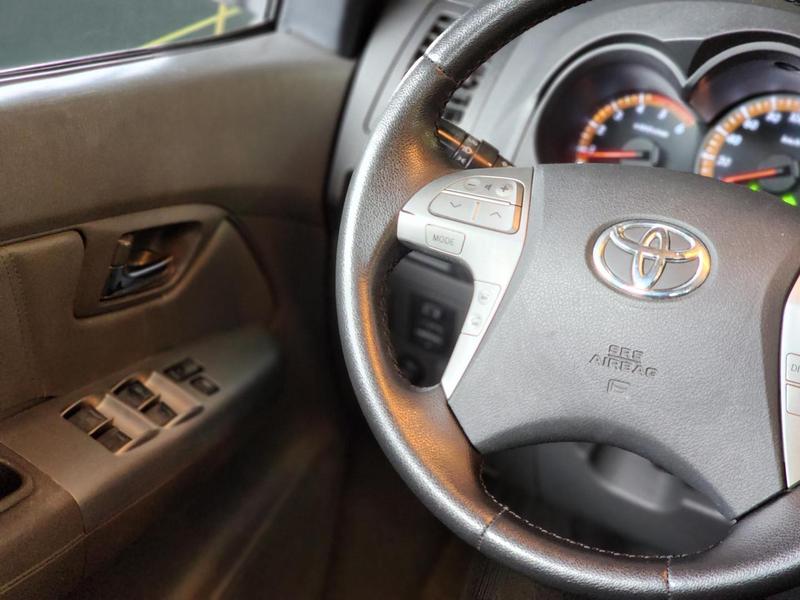 Toyota Hilux Srv Cdup 4X4 30tb Ic 16V Nserie - foto 9