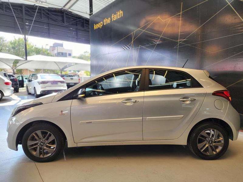 Hyundai HB20 1.0 Comfort - foto 8