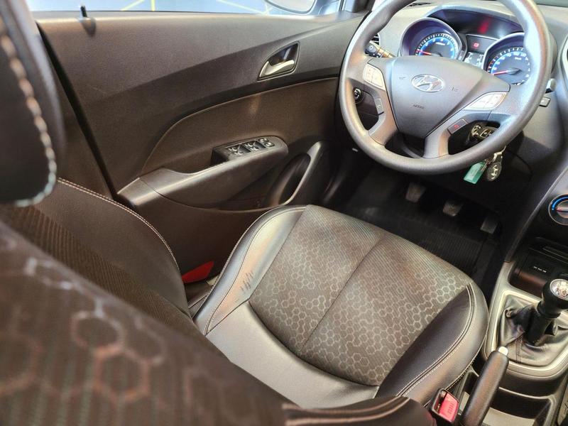 Hyundai HB20 1.0 Comfort - foto 16