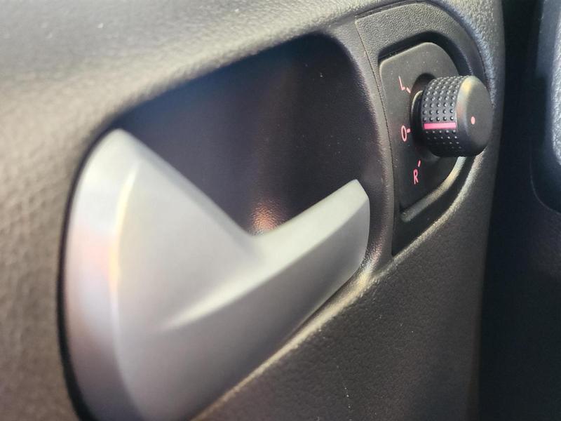 Volkswagen Voyage 1.6 MSI Total Flex Automático - foto 18