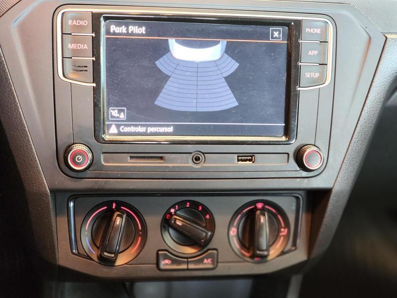 Volkswagen Voyage 1.6 MSI Total Flex Automático - foto 11