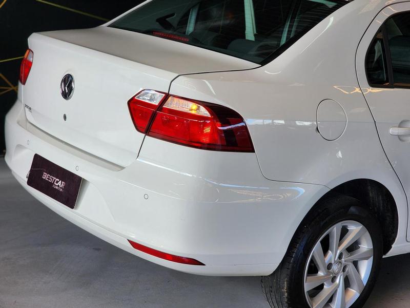 Volkswagen Voyage 1.6 MSI Total Flex Automático - foto 17