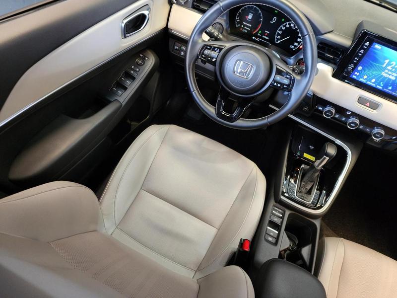 Honda HR-V Touring - foto 5