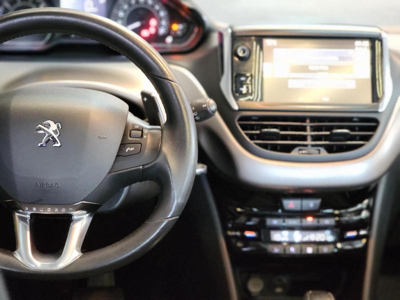Peugeot 208 Griffe At - foto 6