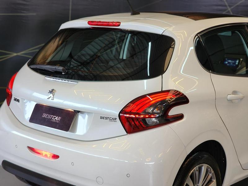 Peugeot 208 Griffe At - foto 17