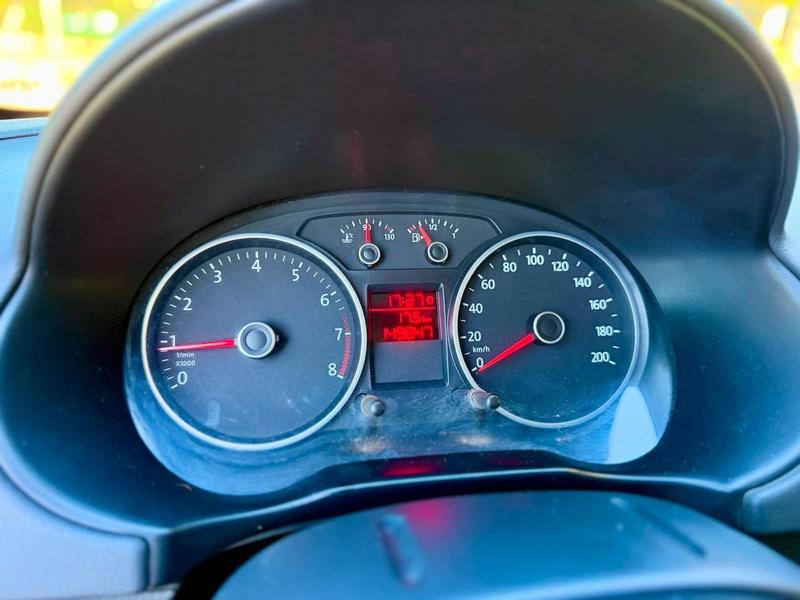 Volkswagen Voyage 1.0 - foto 3