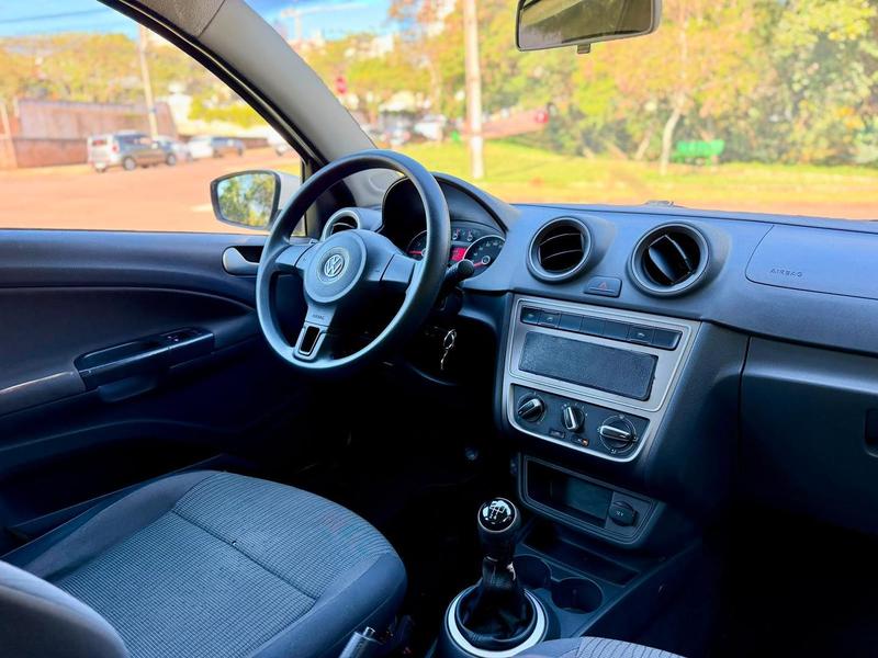 Volkswagen Voyage 1.0 - foto 11