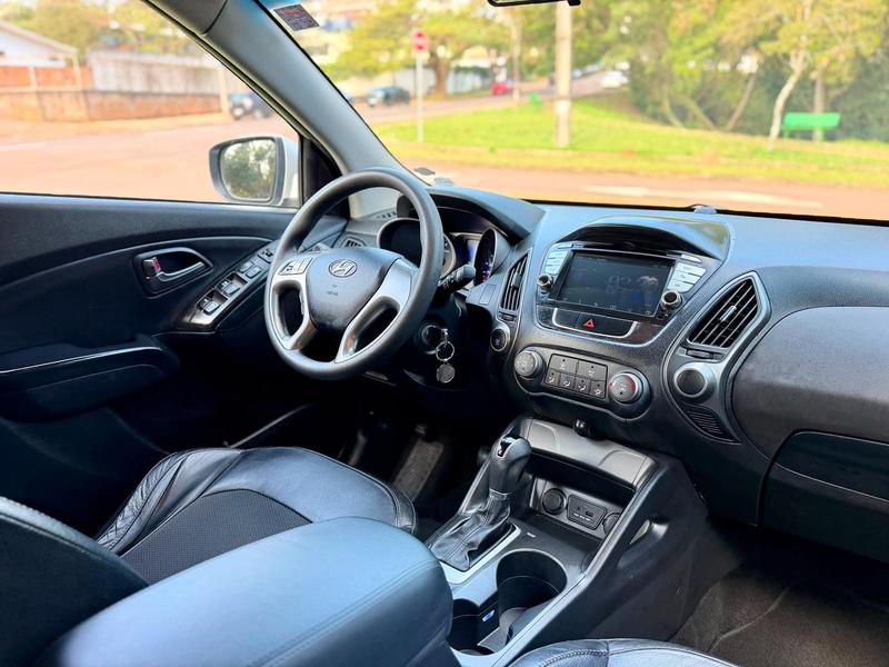 Hyundai ix35 2.0 16V Flex 4P Automático - foto 14