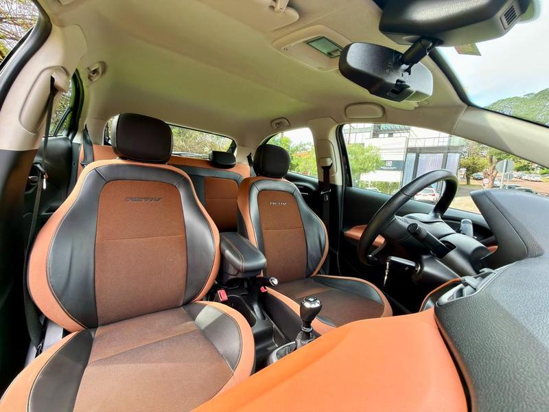 Chevrolet Onix 1.4 Mt Active - foto 7