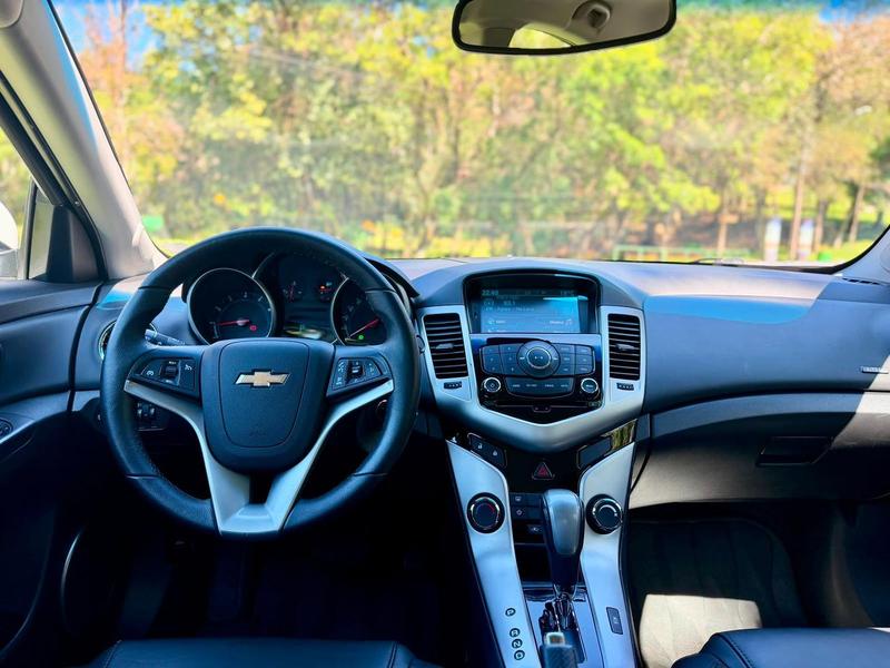 Chevrolet Cruze 1.8 LT 16V Flex 4P Automático - foto 14