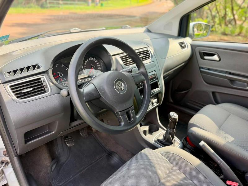 Volkswagen Fox 1.6 Mi 8V Total Flex 4P - foto 3