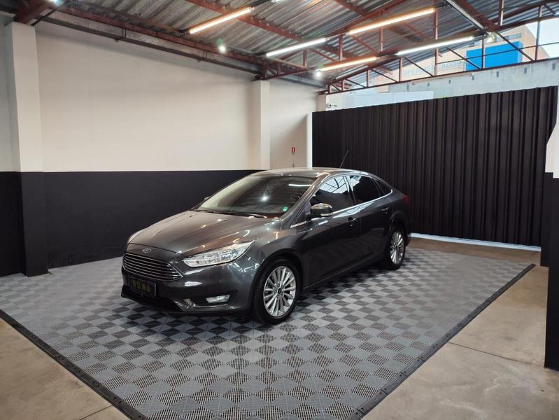FORD FOCUS 2.0 TITANIUM PLUS SEDAN 16V FLEX 4P POWERSHIFT