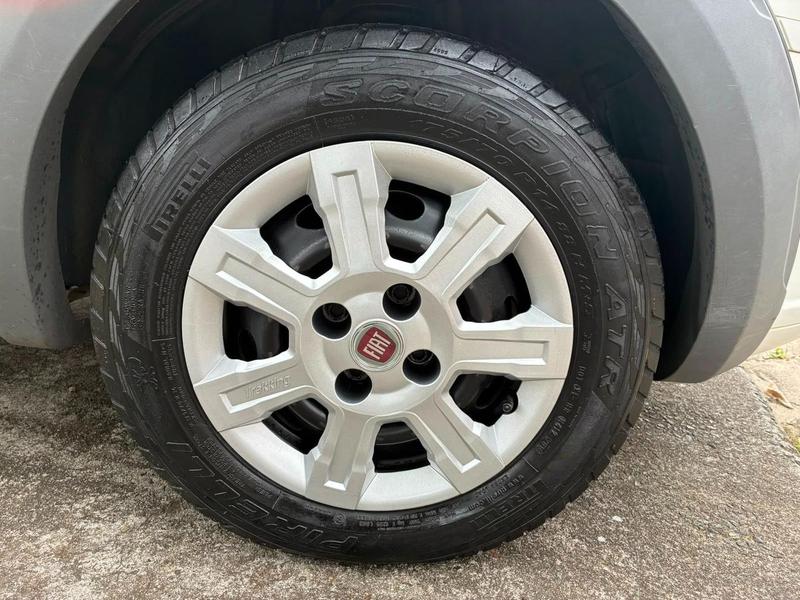 Fiat Strada Trekking 1.6 Cd Flex - foto 14
