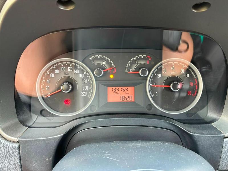 Fiat Strada Trekking 1.6 Cd Flex - foto 7