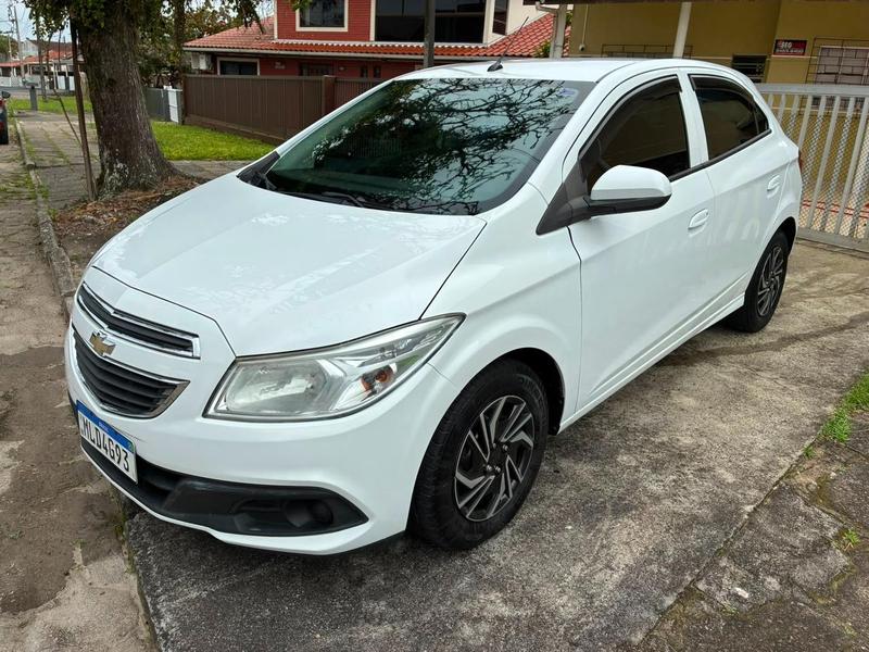 Chevrolet Onix 2013 à venda