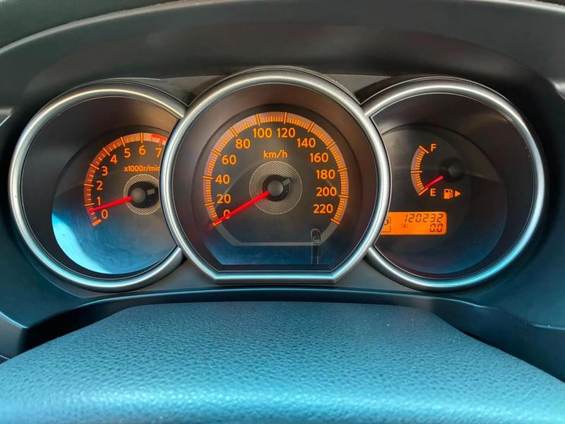Nissan Livina 1.8 16V Flex 4P Automático - foto 6