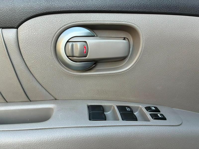 Nissan Livina 1.8 16V Flex 4P Automático - foto 8