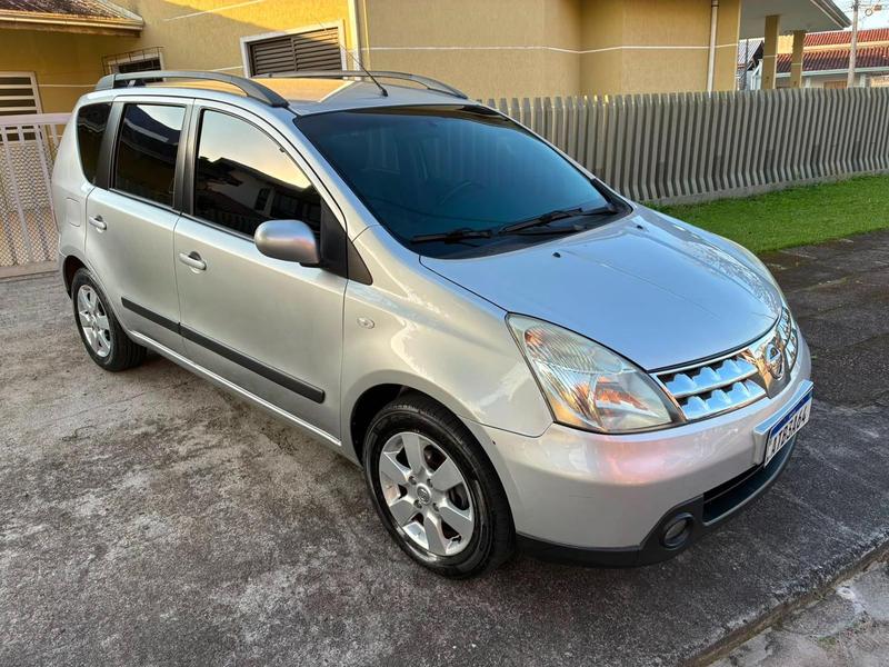 Nissan Livina 1.8 16V Flex 4P Automático - foto 3