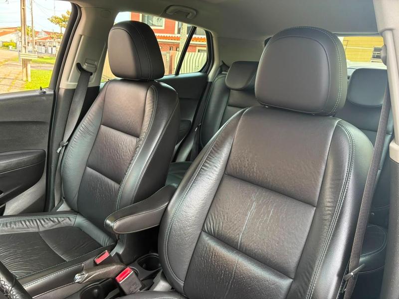 Chevrolet Tracker LTZ 1.8 - foto 9