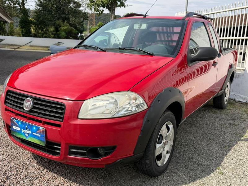 Fiat Strada 2013 à venda