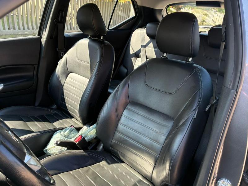 Nissan Kicks Sv CVT - foto 8