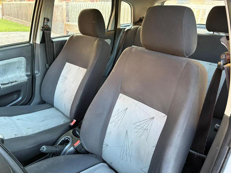 Ford Fiesta 1.6 Flex - foto 7
