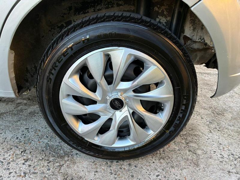 Ford Fiesta 1.6 Flex - foto 9
