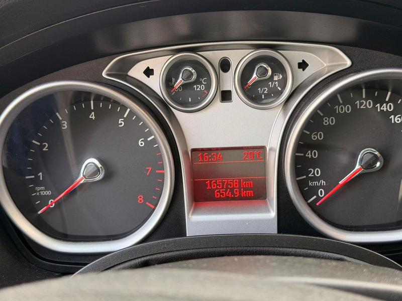 Ford Focus Hatch 2.0 - foto 3