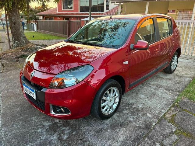 RENAULT SANDERO PR1616VA
