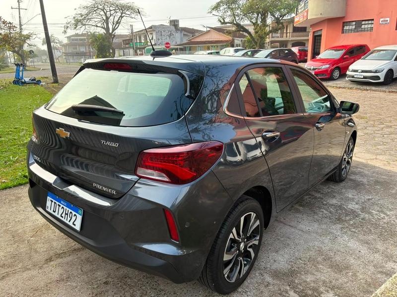 Chevrolet Onix 10tat - foto 4