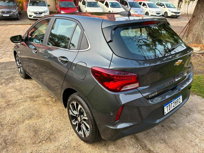 Chevrolet Onix 10tat - foto 2