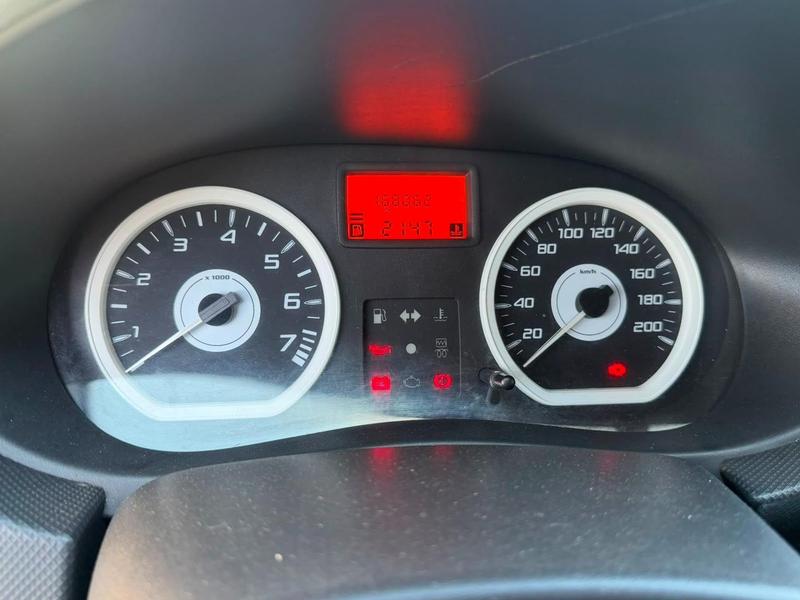 Renault Sandero 1.6 Stepway 8V Flex 4P Manual - foto 2