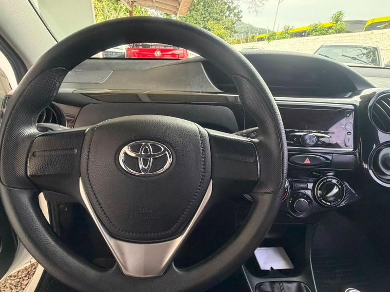 Toyota Etios 13 X 16V Flex 4P Manual - foto 3