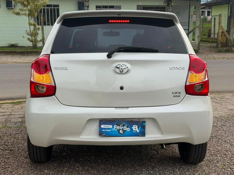 Toyota Etios 13 X 16V Flex 4P Manual - foto 9