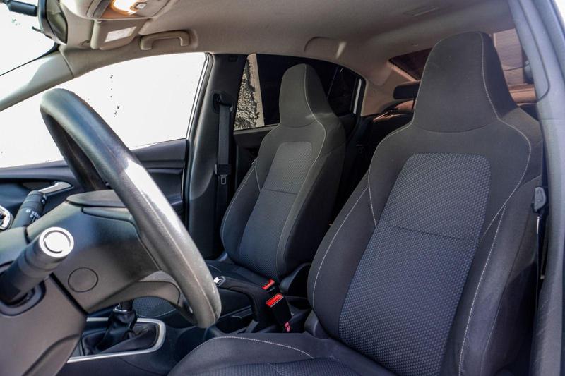 Chevrolet Onix Plus 10mt - foto 12