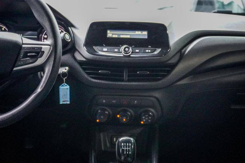 Chevrolet Onix 10mt Hb - foto 12