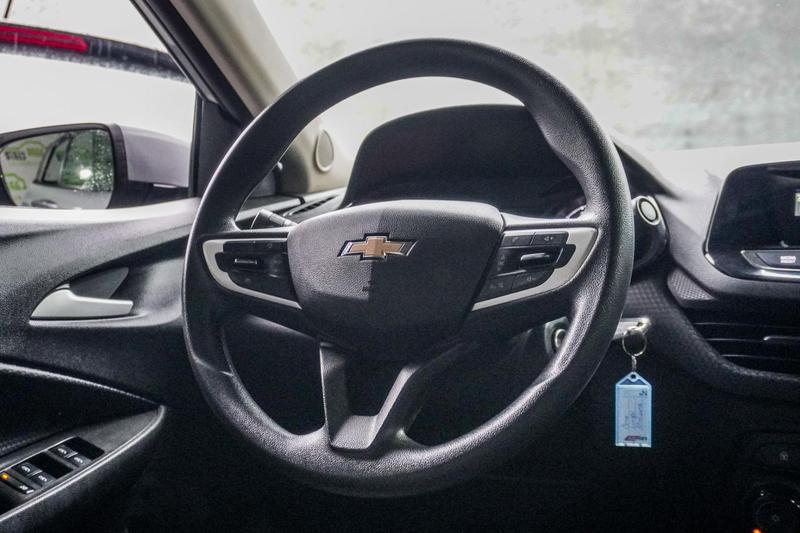 Chevrolet Onix 10mt Hb - foto 11