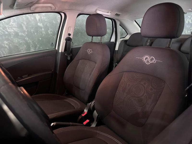 Fiat Siena Attractiv 1.4 - foto 11